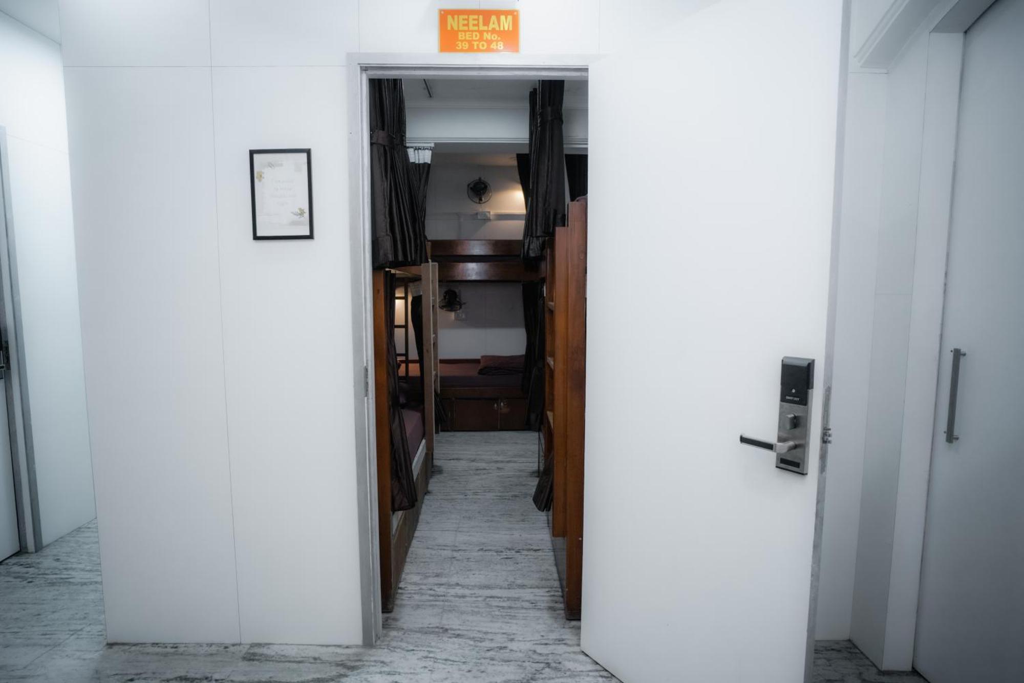 Pearl Courtyard Dormitory Varanasi Luaran gambar