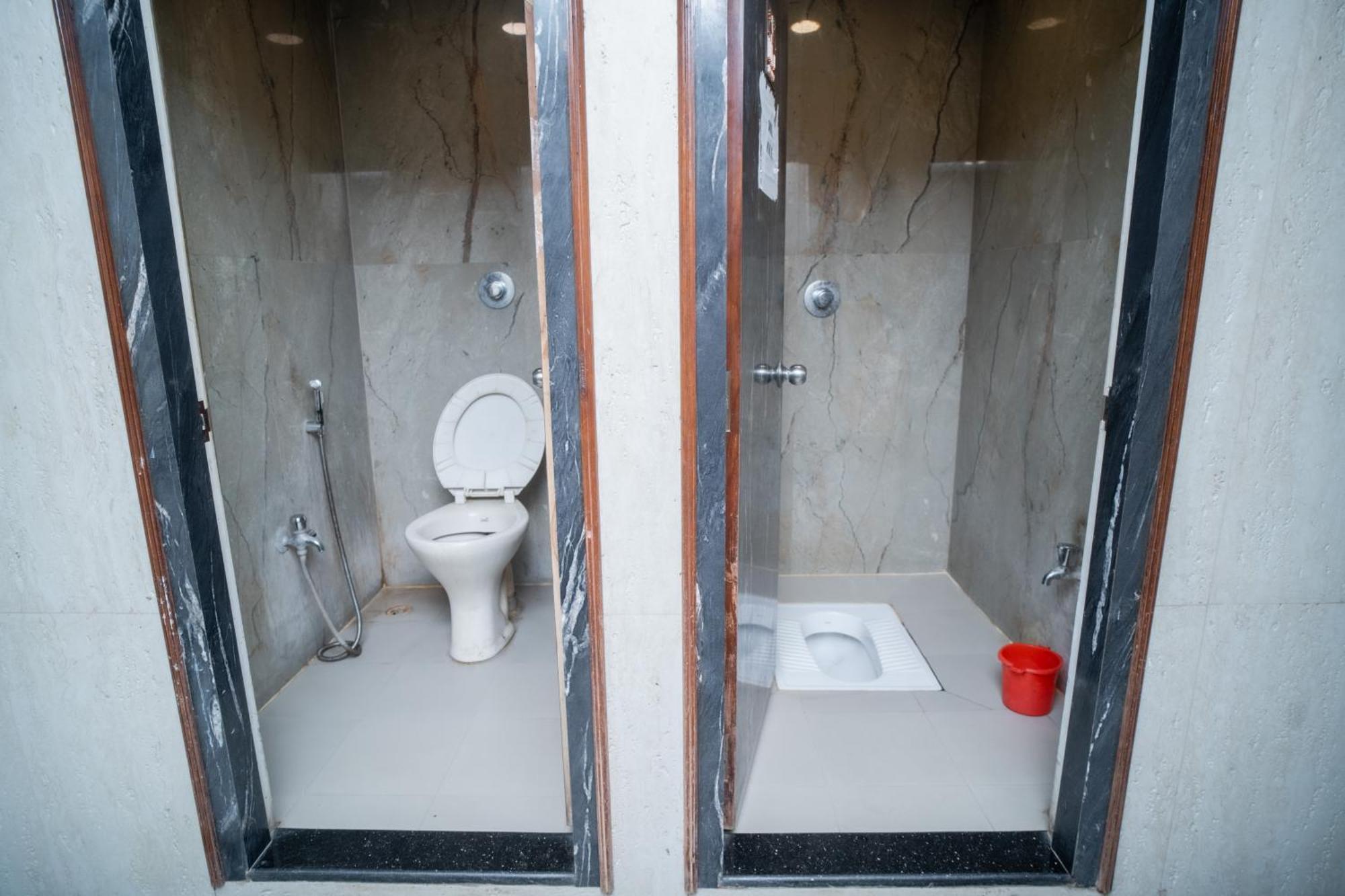 Pearl Courtyard Dormitory Varanasi Luaran gambar