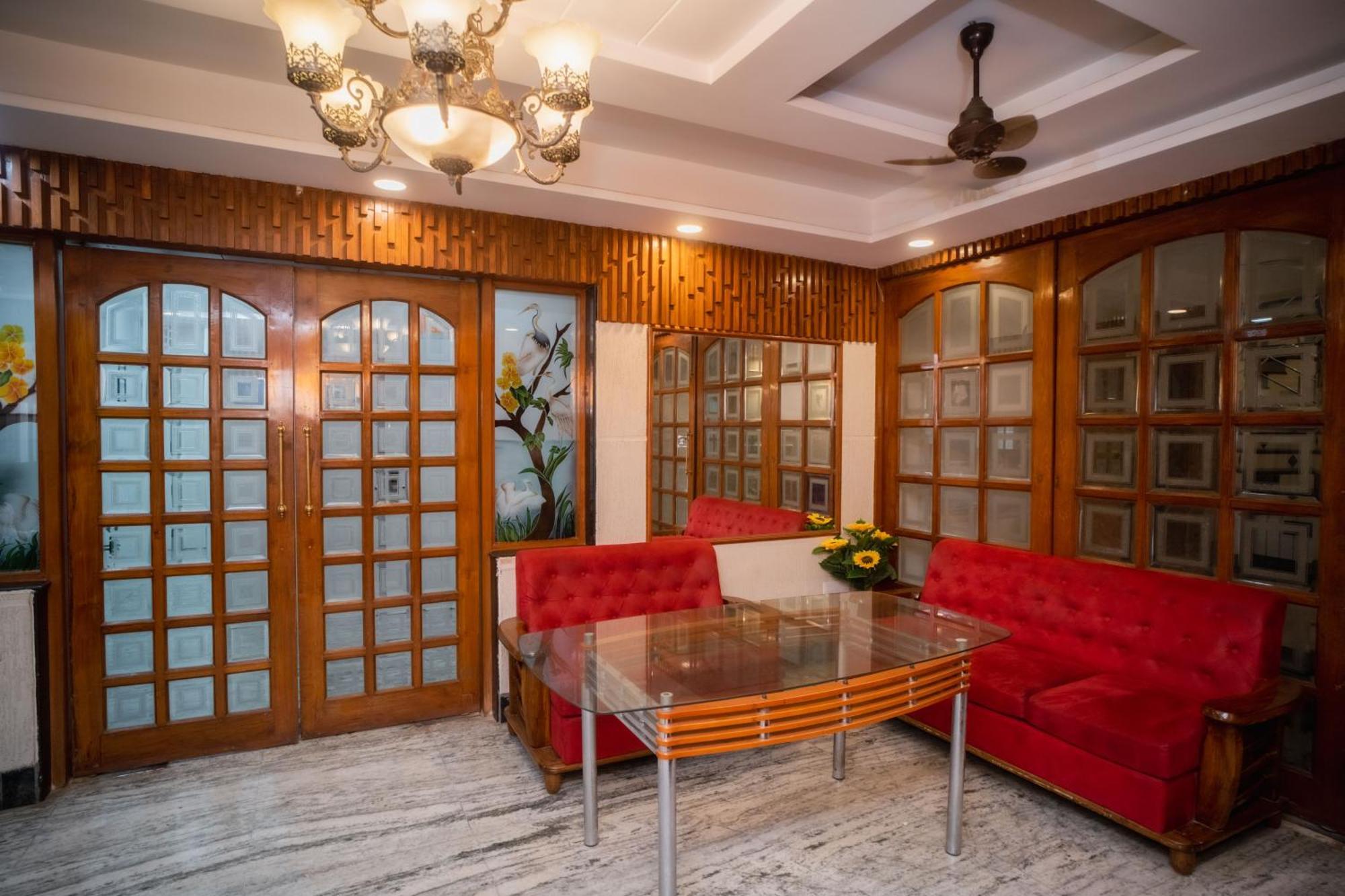 Pearl Courtyard Dormitory Varanasi Luaran gambar