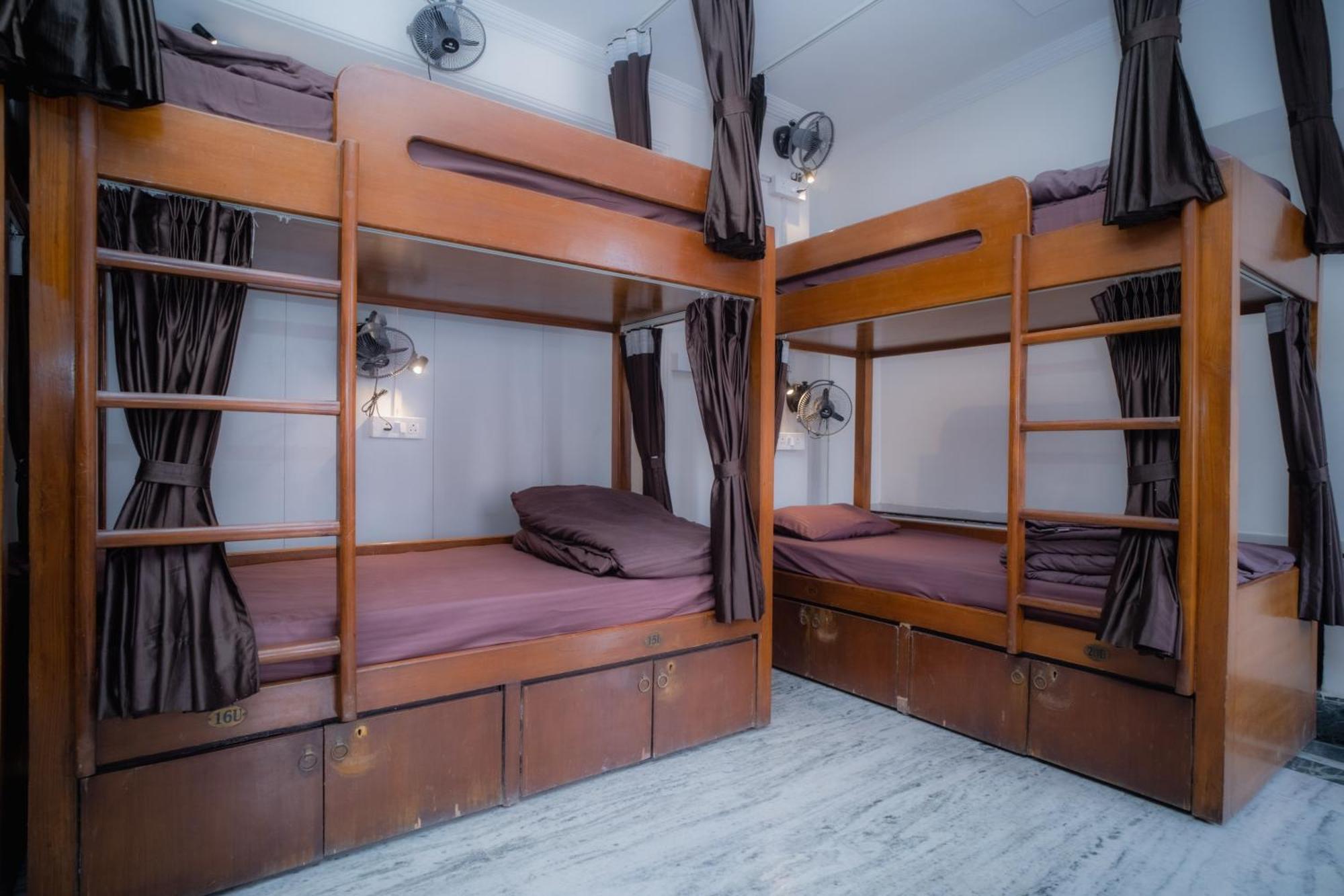 Pearl Courtyard Dormitory Varanasi Luaran gambar
