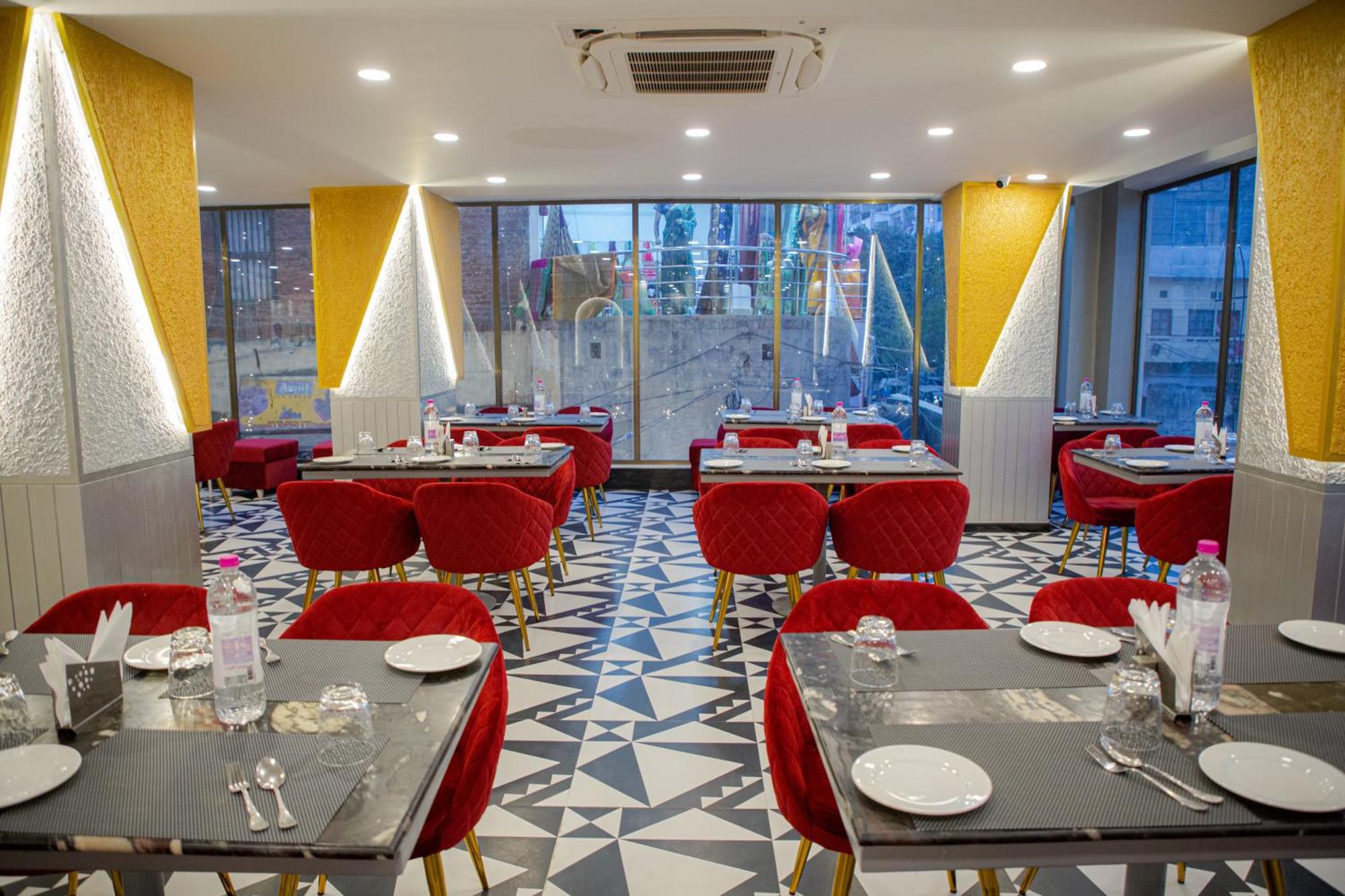 Pearl Courtyard Dormitory Varanasi Luaran gambar